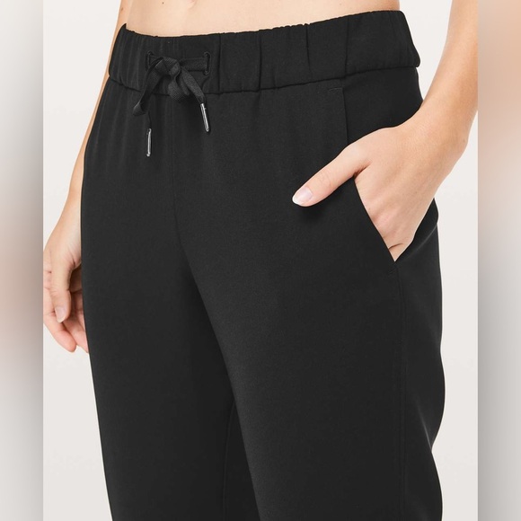 Lululemon On The Fly Pant *Woven 27" Black - Picture 2 of 12